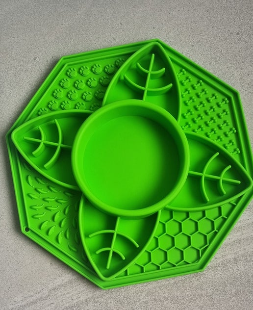 Flower bowl/lickimat