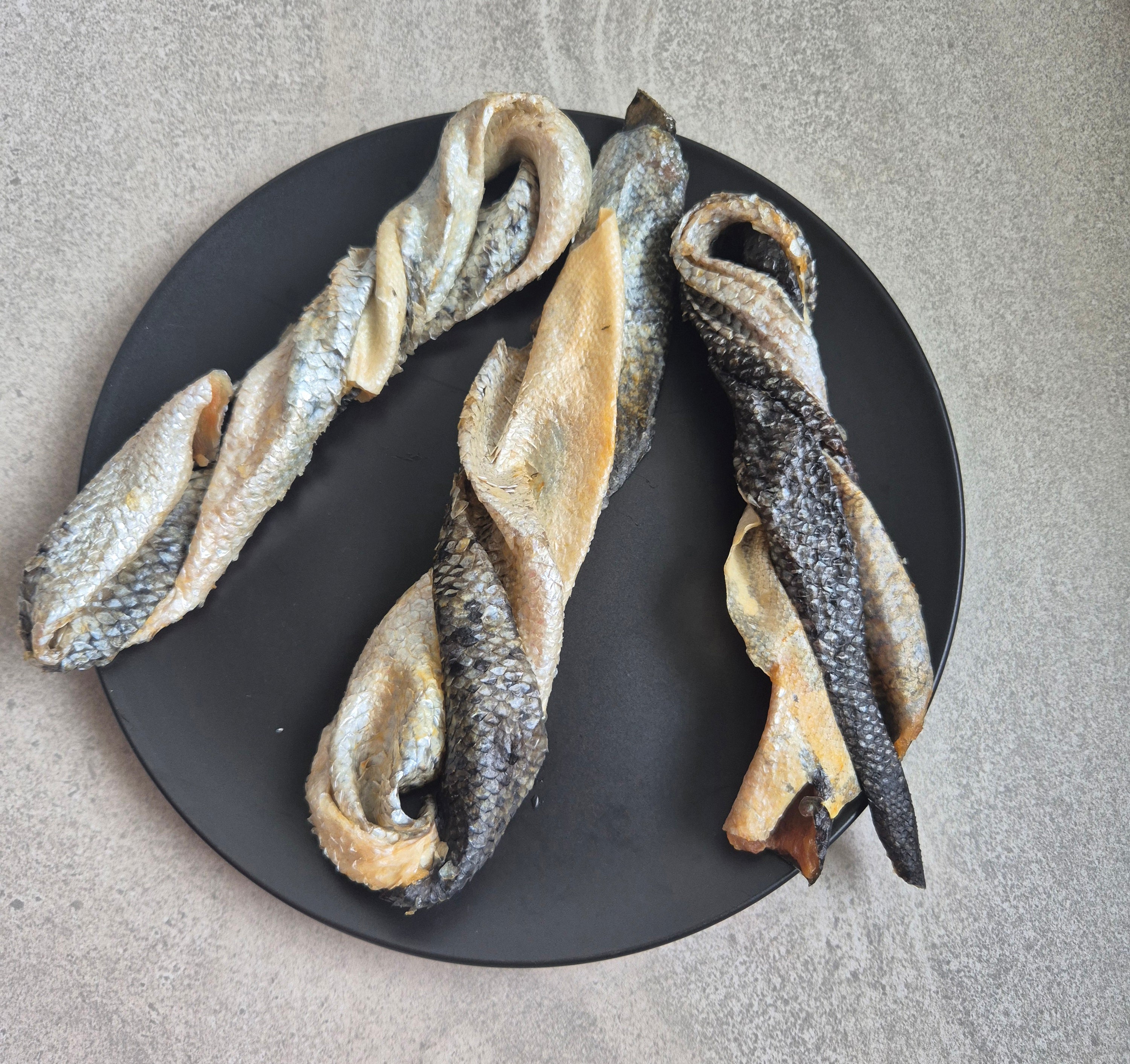 Salmon Skin Twist